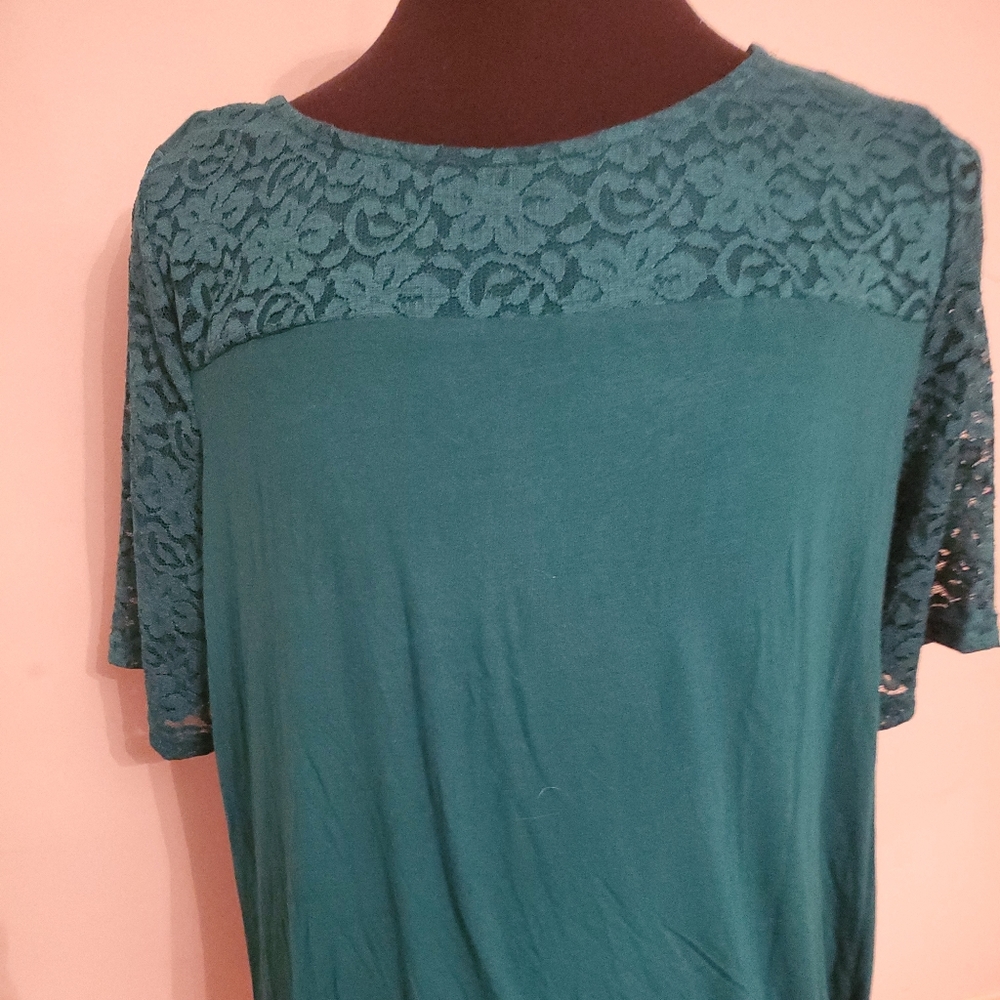 NWT Emerald blouse